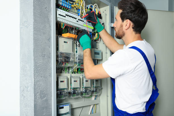Best Affordable Electrician  in Salineville, OH