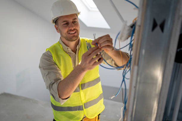 Best Electrician Near Me  in Salineville, OH